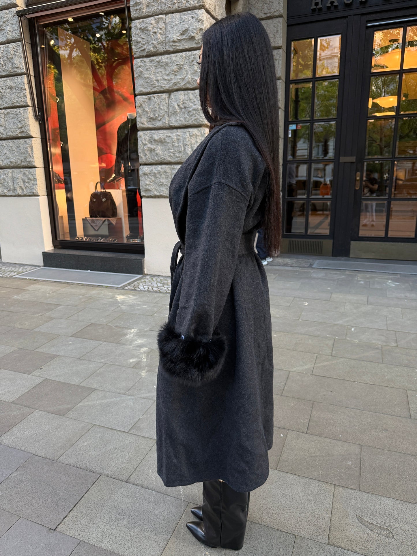 Cappotto lungo di lana con pelliccia