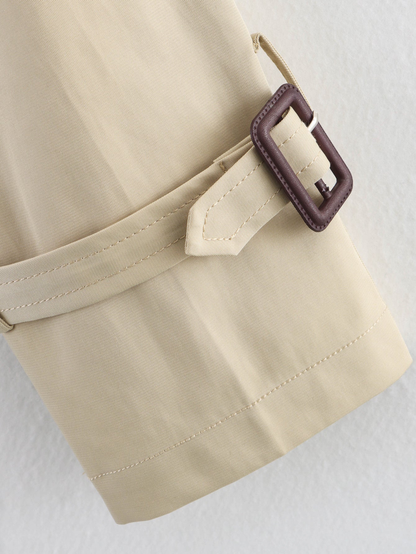 Trench corto