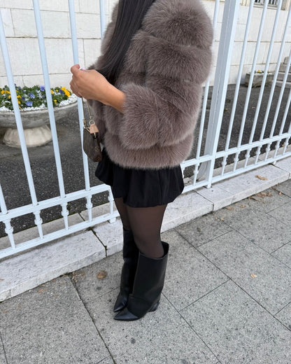 Cappotto di pelliccia sintetica grigio